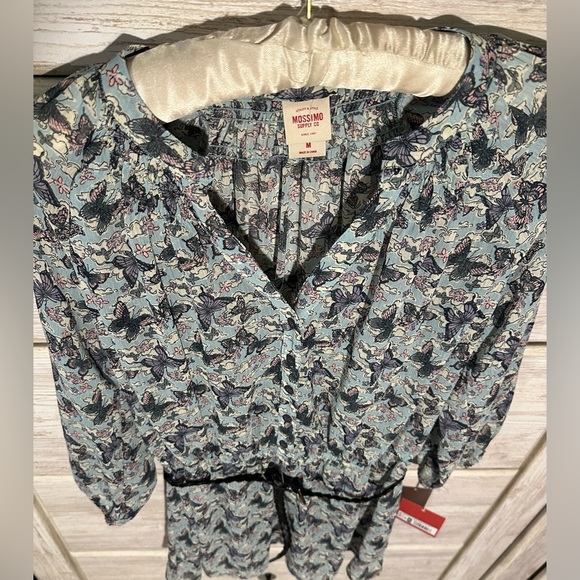 NWT Mossimo Flowy Top W Belt - Picture 3 of 5